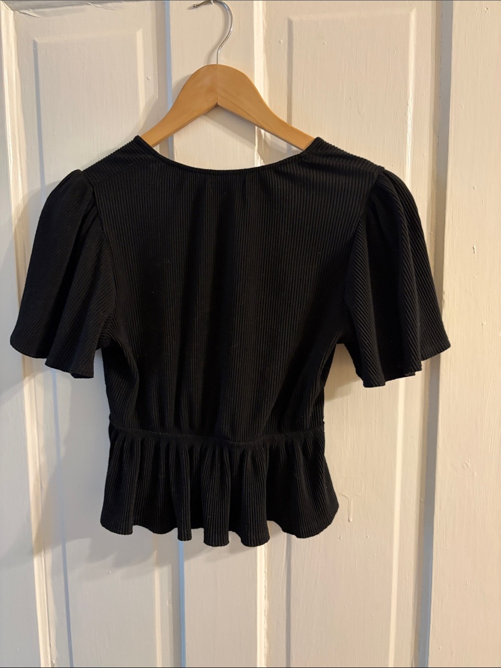 Urban Outfitters Black Ribbed Peplum V-Neck Blouse - Picture 3 of 4